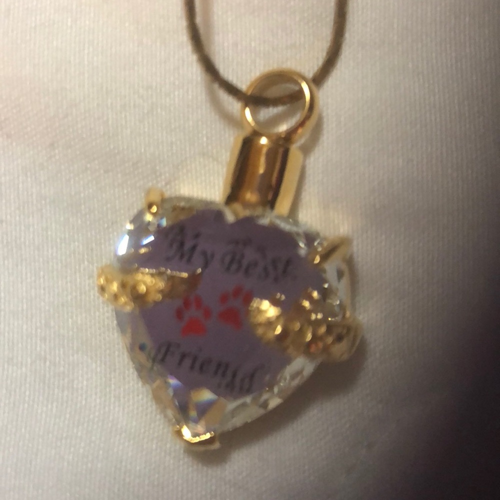 Necklace for cremation ashes.